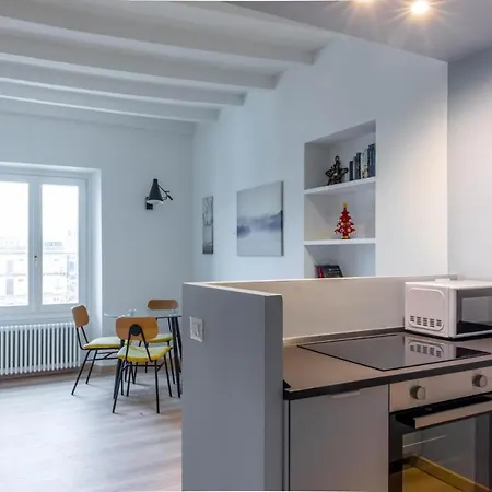 Easylife - Accogliente E Moderno Bilocale In Zona Navigli شقة *